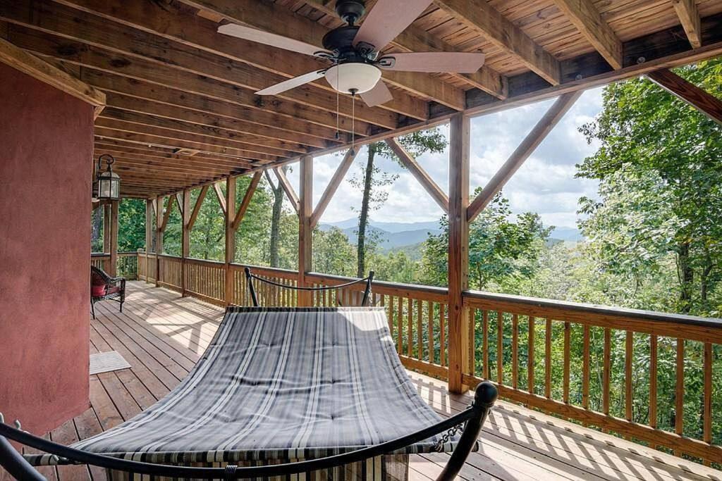 Red Rooster Family Cabin W/Hot Tub+Fire Pit+View Franklin Exterior foto