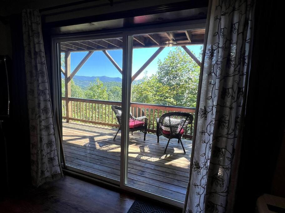 Red Rooster Family Cabin W/Hot Tub+Fire Pit+View Franklin Exterior foto
